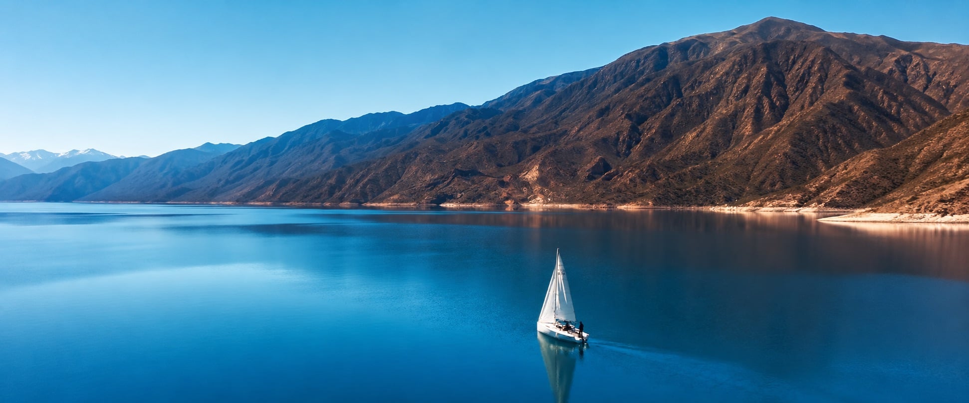 Paseo en velero Mendoza Viento Andino Sail Tour Dique Potrerillos