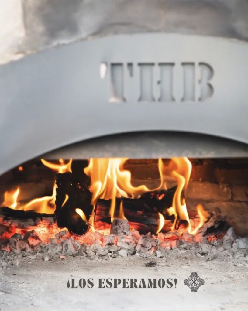 Horno de leña en invierno en Finca Bandini, Las Compuertas, Mendoza